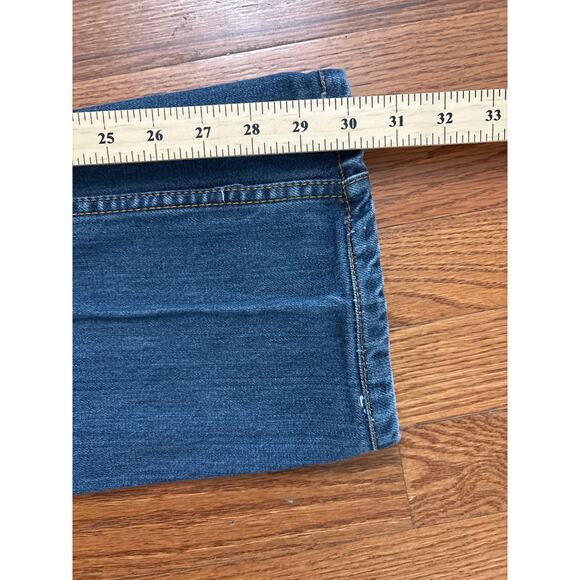 Diesel Industries Men's 32 x 30 Blue Strait Leg Jeans- EUC - Picture 9 of 10